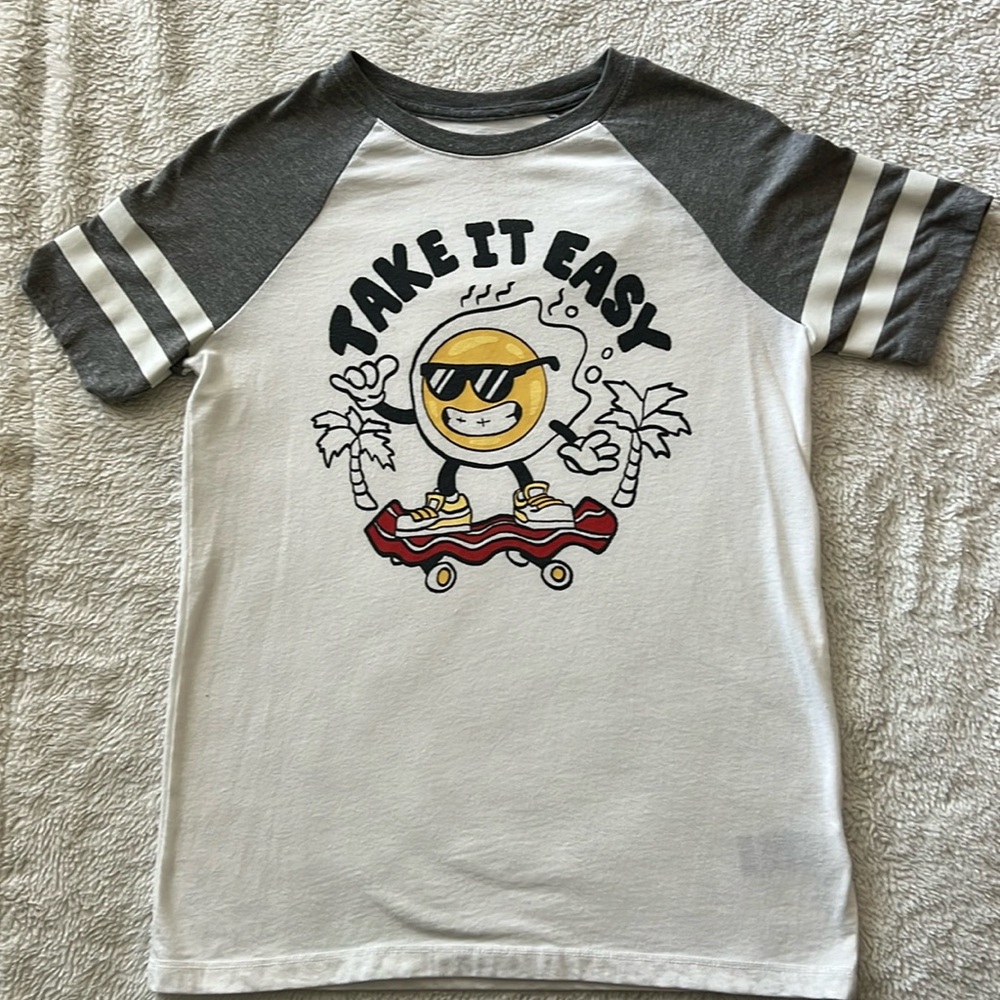 OLD NAVY Graphic Short Sleeve T-Shirt - Youth XL (14/16)